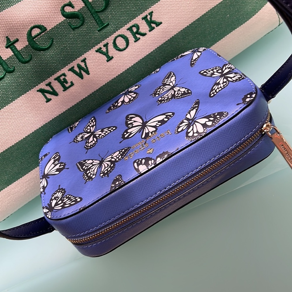 Kate Spade Staci Butterfly Sky Printed Mini Camera Bag,
Blue Multi
NWT - Picture 10 of 16